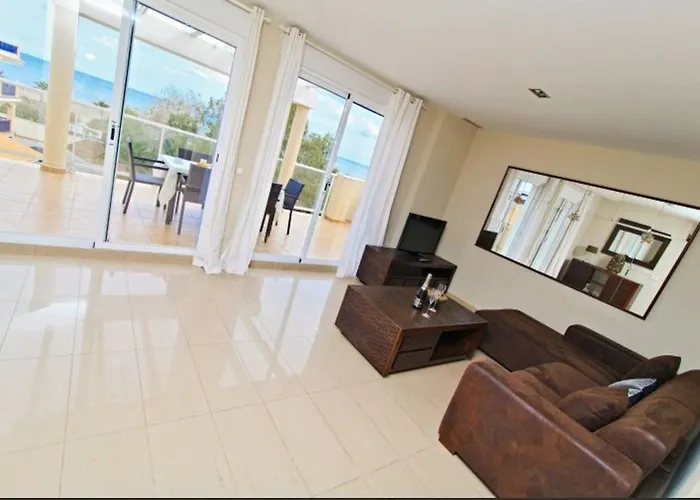 Carlton Playa Apartman *
